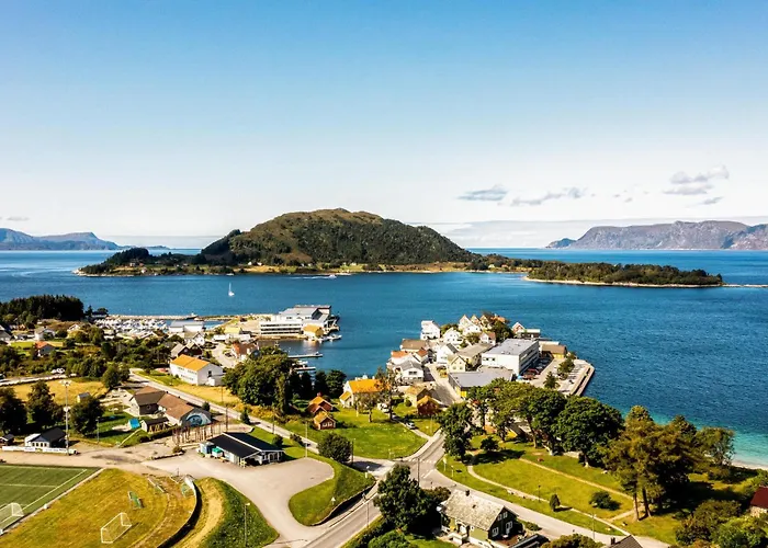 Doktorgarden Semesterbostad Selje